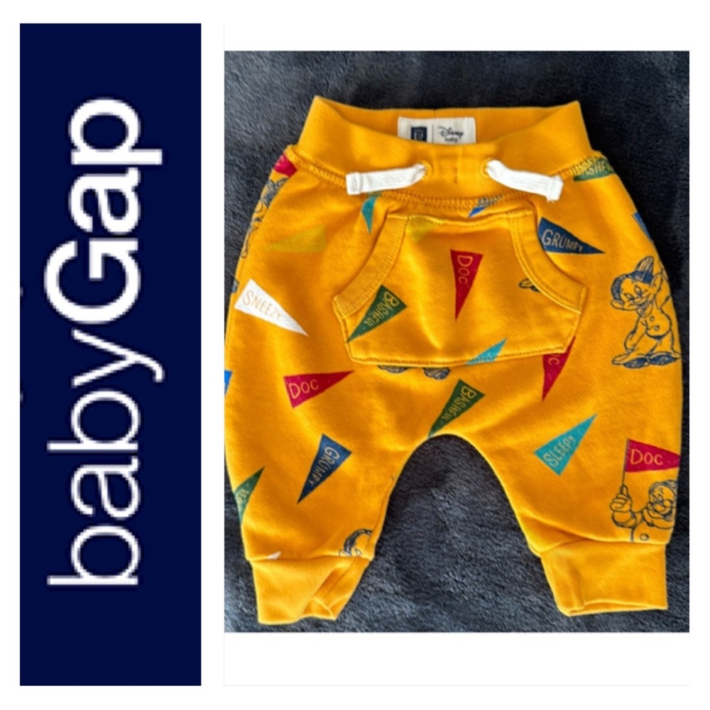 NWT Baby Gap Disney Snow White Seven Dwarfs Yellow Kanga Pants 0-3 Months